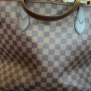 BROWN CHECKERED TOTE